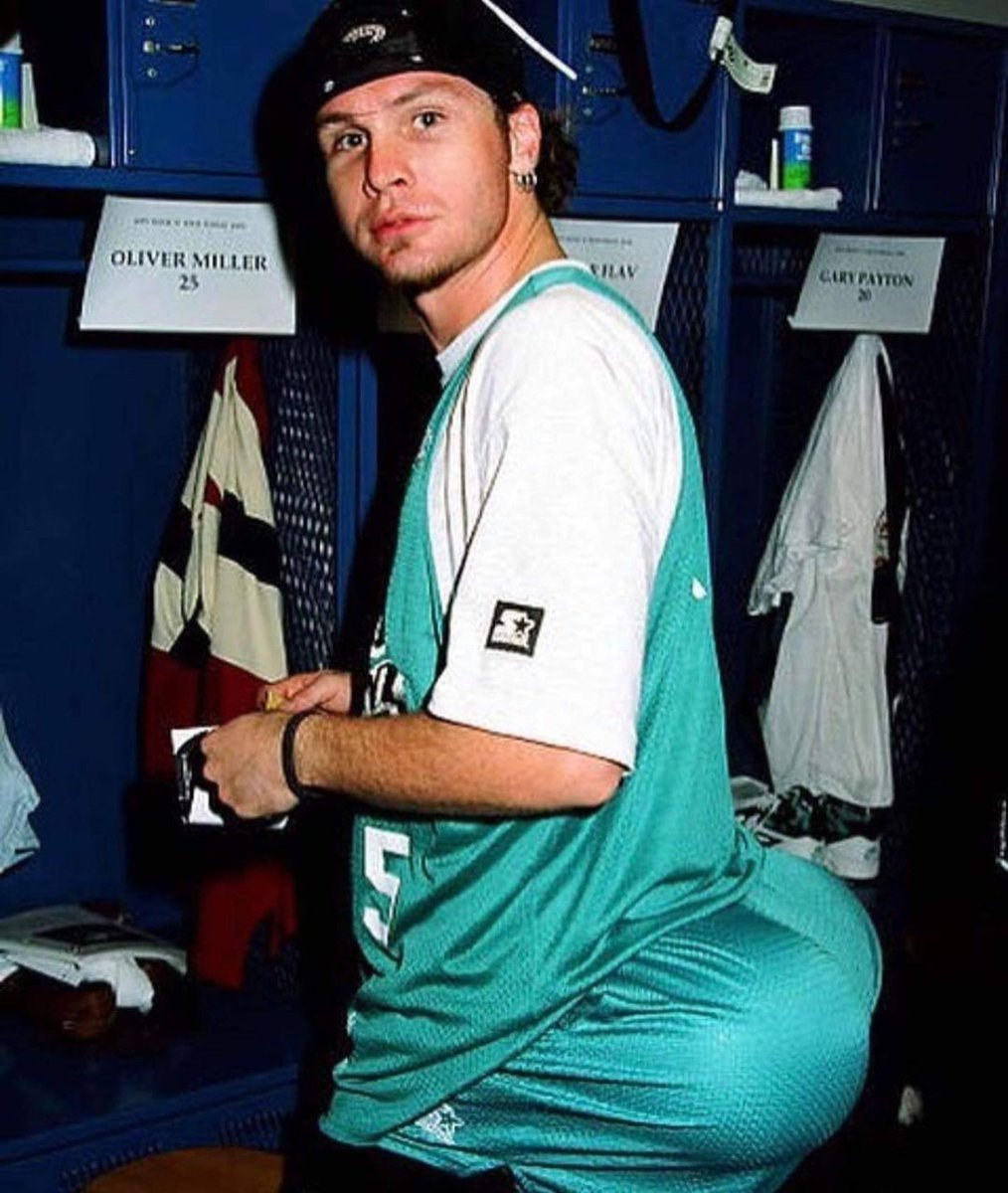 JeffAmentsArmy's tweet photo. Baby got back, but does Baby have balls?
#jaainthehoop #61for61
Goal: 61๐๐๐
#JAARecruitsHaveBalls #JeffAmentMonth
Donate a basketball (or any sports equipment) in your neighborhood.
1/2
The JAA Basketball Donation Event ends 3/31. https://t.co/1ZUFUTXZRn