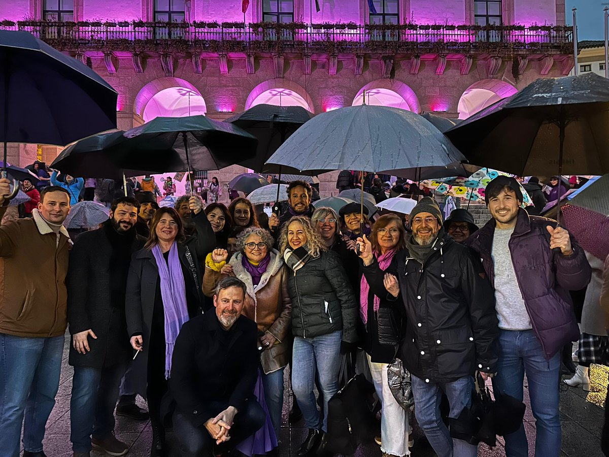 KPULPE's tweet photo. #8marzo2024 con toda la fuerza de las mujeres, en la calle, reivindicando nuestros derechos. #Nonosengañan #Caceres #feminismoAbolicionista
#PMPI https://t.co/myjN7qljgD