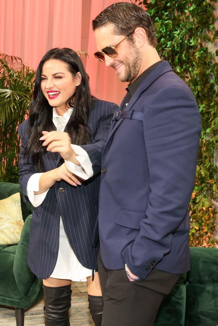 rossuckermann's tweet photo. Feliz vuelta al sol @maiteperroni 🎉🎂 @christopheruck
#FelizCumpleMaitePerroni https://t.co/QyKcAh3rro