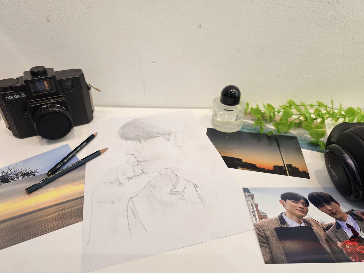 happened_ods's tweet photo. 공간 예쁘게 꾸며주시고, 플레이어들 모일 수 있는 기회 만들어주셔서 고맙습니다🙇‍♀️ 아크릴 진짜 너무 갖고싶었다🥲 우연시 1주년 진심으로 축하합니다💕 우리 다시 가봐요 제발🙏  

#Our_New_Spring
#1년만에_다시_만난_우리의_봄
#우연시1주년_우리다시가볼래
#ODS_1st_Anniversary https://t.co/YsQNAf4YoV