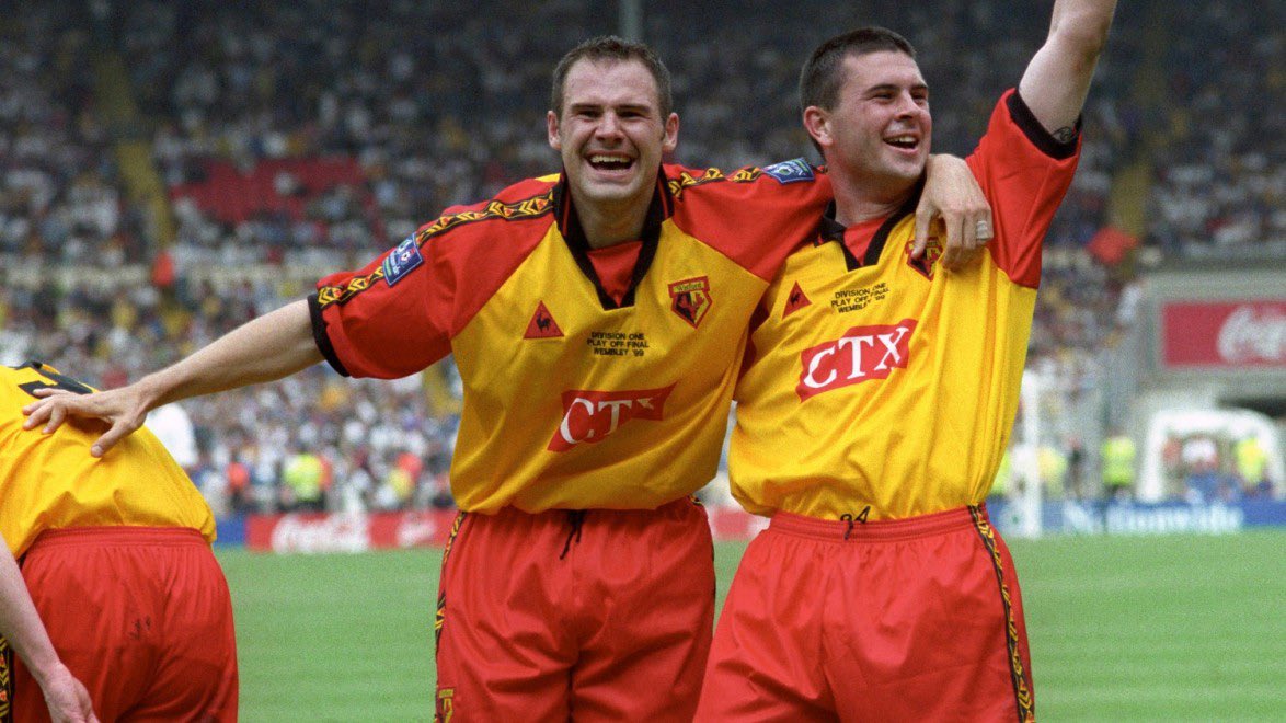 Aaron 🐝🐅 tweet media