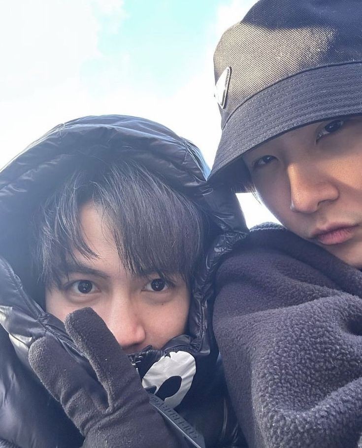 _mslunita's tweet image. happy to announce im writing for the firstkhao fic fest 🥰 thank you to those who submitted great prompts, hope i can do it justice 🧡🤍