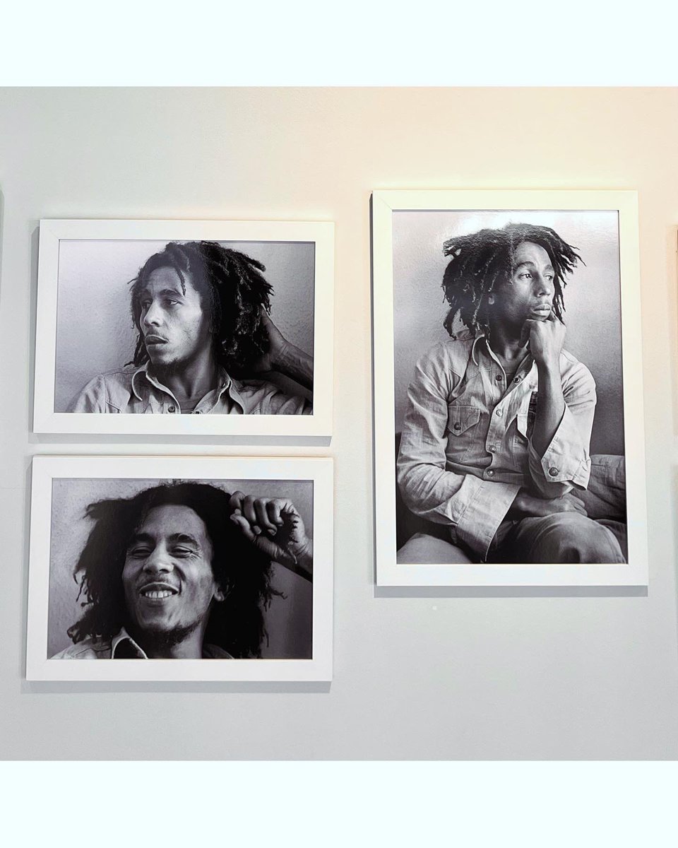 It’s the last day of my « Portraits of the King » show in London today (Saturday March 9th); stop by: we are at the gallery till 6 pm. 28 Old Burlington street, London, W1. #BobMarley photos by #DennisMorris