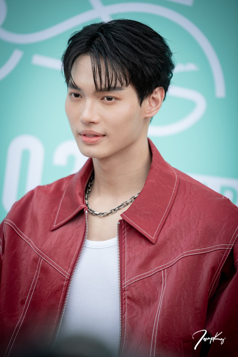 iampk_z's tweet photo. หล่ออะ หล่อแบบไม่มีที่ติ 😍

#WINxVespaTH #winmetawin
#เวสป้าจงเจริญ #VivalavespaTH 
#VespaThailand https://t.co/aQsYJmuMwx