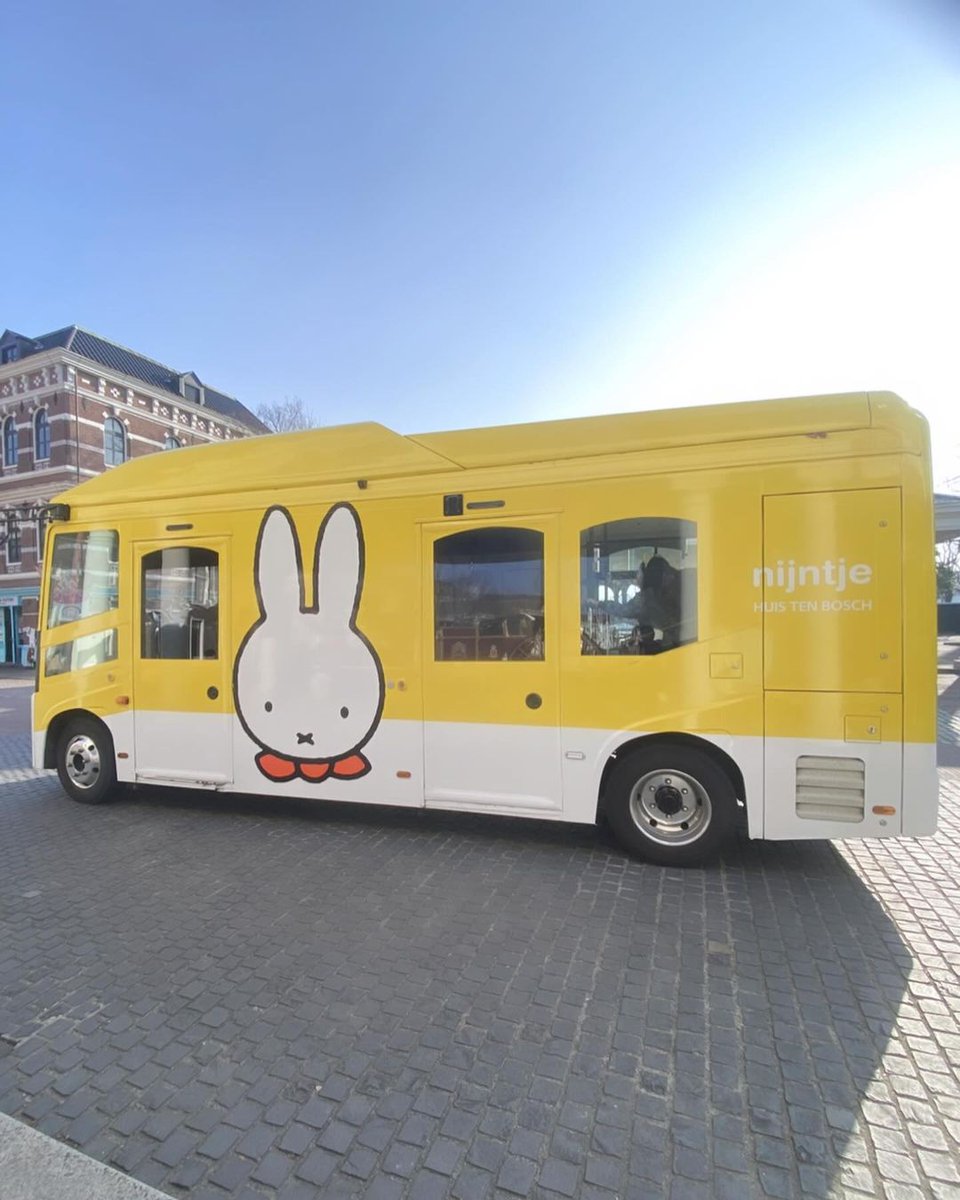 Miffy_UK's tweet photo. Beep, beep. All aboard the Miffy bus! 🚌

📌 Huis Ten Bosch, Japan

📸 Instagram user omimiffy_mk77 https://t.co/GjeG7eC9ZT