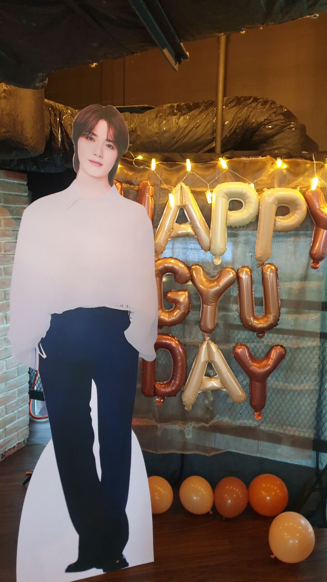 beomgyubear03's tweet photo. Hapi beomgyu dae <33 #BetterWithGyu https://t.co/b0U5fEC2VG