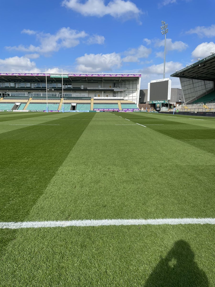 JoshhGould's tweet photo. All ready for @THESTORMERS 
Pitch looks class ready for the run in 🤝 https://t.co/VcCME5Rv11