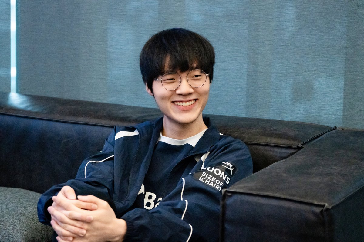 DRX_LCK's tweet photo. 600전의 사나이🐻

#DRX #DRXWIN #EnjoyChallenge https://t.co/A38LetiAVo