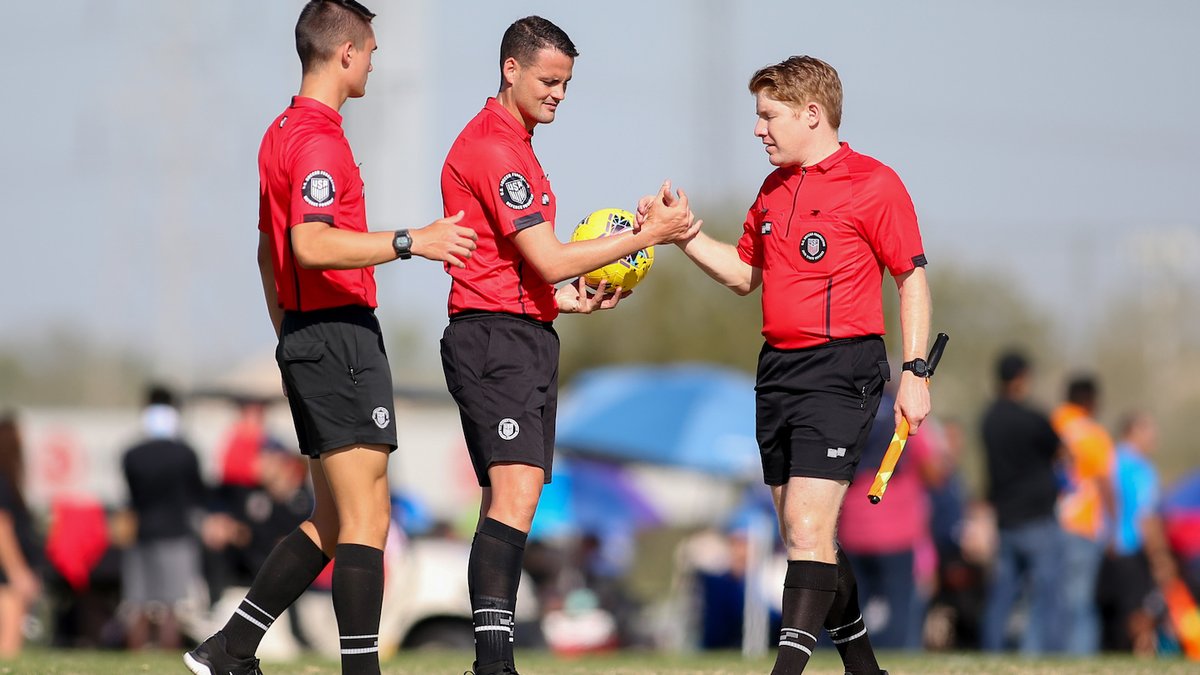Learn how to be a referee for FREE! You read that right! Check it out and sign up for our next session on March 15!
mdsoccerplex.org/sam-soccer/edu…