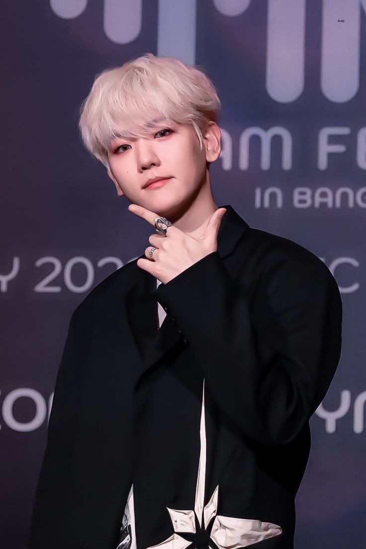 ㅤㅤ
[ STAFF UPDATE - 090324 ]

Daffa, Logan, and River are spotted at 𝖯𝗂𝗅𝗍𝗈𝗇, 𝖲𝗈𝗆𝖾𝗋𝗌𝖾𝗍, 𝖤𝗇𝗀𝗅𝖺𝗇𝖽, to attend 𝙃𝙀𝘼𝙏𝙃𝙀𝙉𝙎 𝟮𝟬𝟮𝟰. 

#EXOU #DAFFA #LOGAN #RIVER #EatenbyHeathens
ㅤ