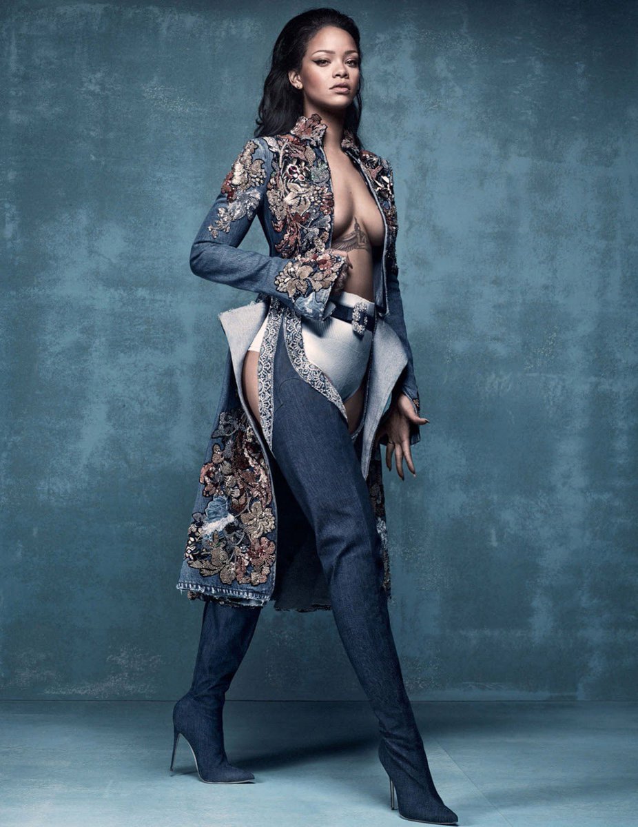 worlds_moda's tweet photo. #flashbackWM (1/1)
#VOGUEUK,
April 2016.
By #CraigMcDean
#Rihanna https://t.co/Tm3urAHMbz