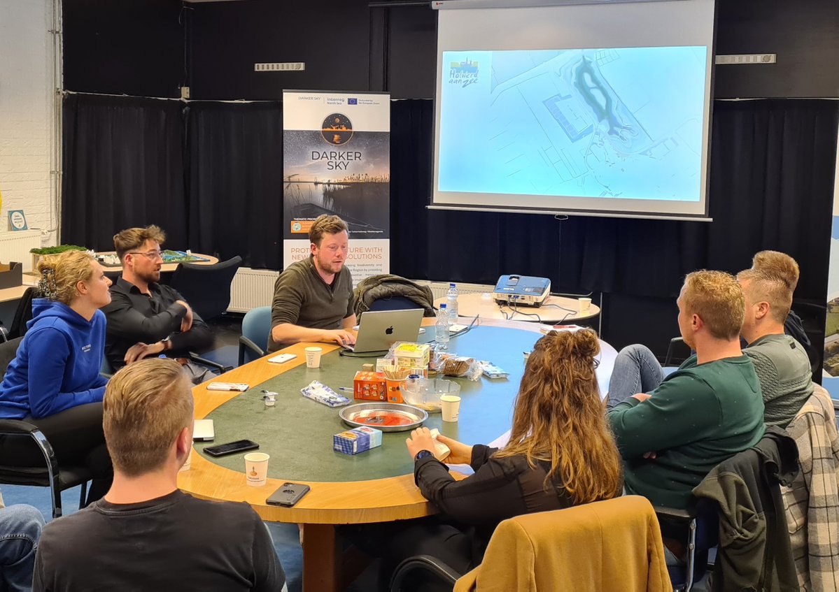 Klankbordgroep Jongeren wil toekomstbeeld <a href="/HolwerdaanZee/">Holwerd aan Zee</a> zichtbaar maken in het dorp. 
Check is.gd/WebsiteHaZ