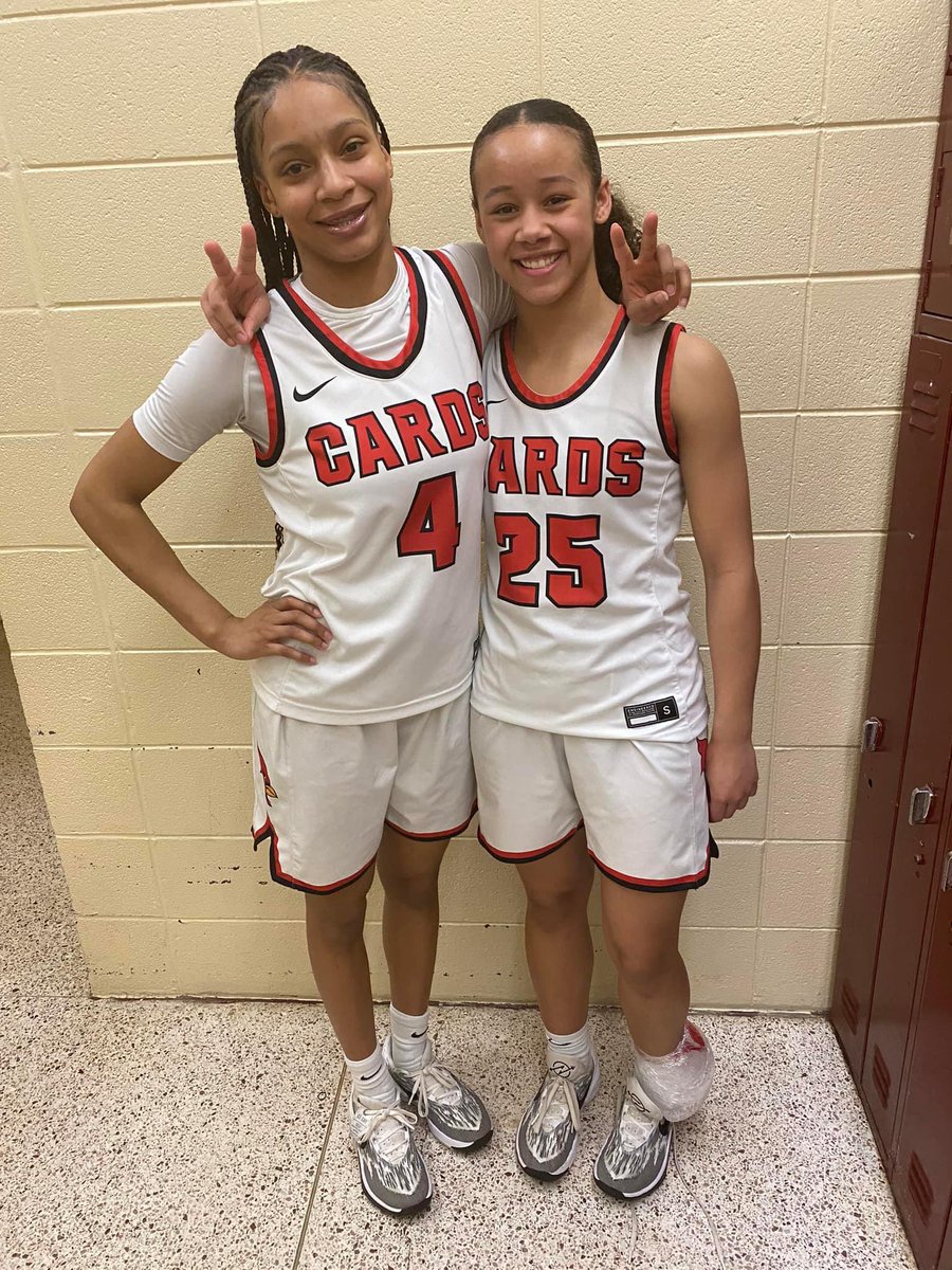GRC Hoops (@grc_hoops) on Twitter photo 1️⃣,0️⃣0️⃣0️⃣ pts x 2️⃣
Congrats to Junior <a href="/Jailenngreen11/">Jailenn Green</a> and Sophomore <a href="/anaya_chestnut/">Anaya Chestnut</a> for both scoring the 1,000th point of their careers in tonight’s 10th Region Tournament win! <a href="/CoachRDG/">Robbie Graham</a> <a href="/MatthewPCizek/">Matt Cizek</a> <a href="/GRCStudentMedia/">Smoke Signals Student Media</a> <a href="/HLpreps/">Jared Peck</a> 1️⃣,0️⃣0️⃣0️⃣ pts x 2️⃣
Congrats to Junior <a href="/Jailenngreen11/">Jailenn Green</a> and Sophomore <a href="/anaya_chestnut/">Anaya Chestnut</a> for both scoring the 1,000th point of their careers in tonight’s 10th Region Tournament win! <a href="/CoachRDG/">Robbie Graham</a> <a href="/MatthewPCizek/">Matt Cizek</a> <a href="/GRCStudentMedia/">Smoke Signals Student Media</a> <a href="/HLpreps/">Jared Peck</a>