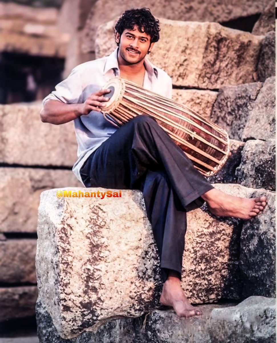 Pournami Unseen Still HD.....
#VintagePrabhash
#Prabhas𓃵