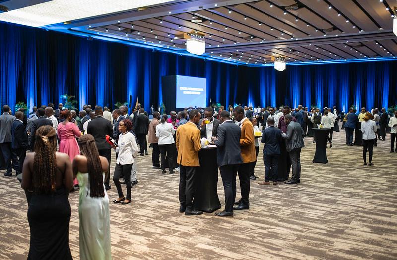 Ntare_School's tweet photo. More beautiful moments with Patron Ntare School Old Boys Association yesterday at the NSOBA Cocktail RCC Rwanda Kigali https://t.co/MrhuN54nEl
