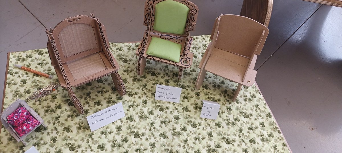LpoBonaparte's tweet photo. #PO2024 au @LpoBonaparte filière #DNMADE Art de l'assise structures matériaux souples & textiles. Projets de 2e année : Kit Facile @AcademieDijon @AutunVille https://t.co/FV90hoAbpr