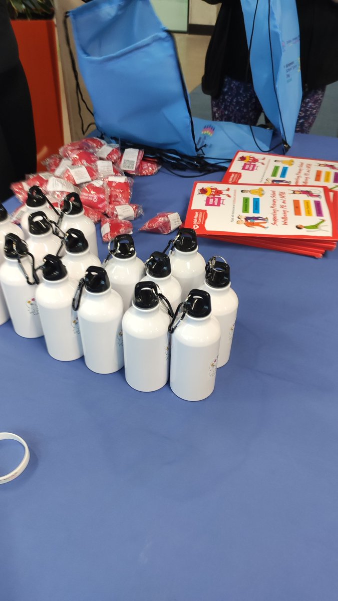 ChristinaCDuff's tweet photo. Delighted to be at @IrishPrimaryPE conference in @MTU_ie today with theme of "PE &amp; Wellbeing" taking part in some fantastic workshops. Happy to say that all participants receive a printed Bizzy Breaks print pack from @Irishheart_ie ❤️❤️❤️ https://t.co/PghwXk4nxq