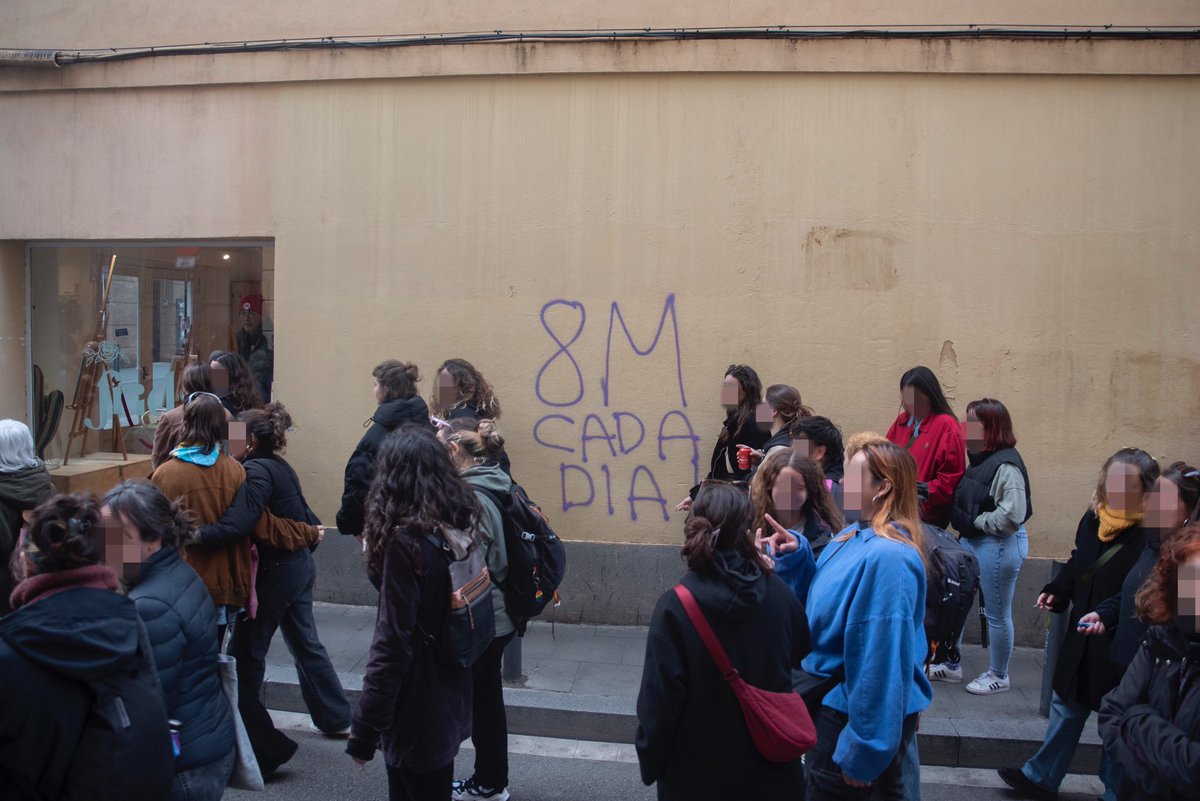 Comitè 8M Gràcia tweet media