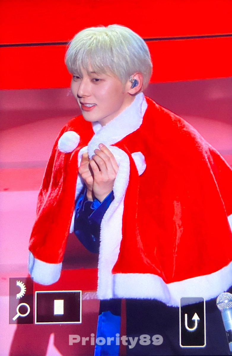 Priority89's tweet image. 240309 루돌프 프리뷰🫢

#황민현 #HWANGMINHYUN 
#민현 #MINHYUN #도원결의