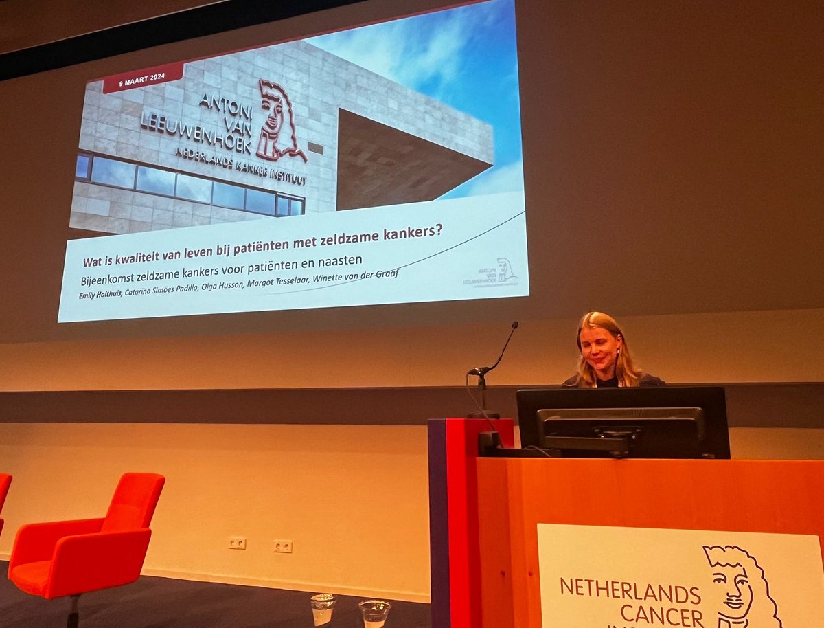 Veel interesse van patiënten voor het onderwerp kwaliteit van leven als je te maken krijgt met een zeldzame kanker, een onderwerp waar Emily Holthuis en Catarina Simões Padilla uit onze onderzoeksgroep onderzoek naar doen en over presenteerden. 
<a href="/ERN_EURACAN/">EURACAN</a> <a href="/EORTC/">EORTC</a> <a href="/OlgaHusson/">Olga Husson</a>