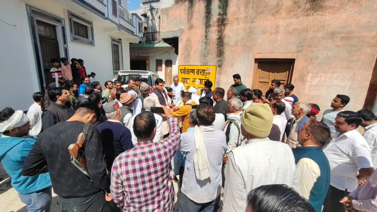nkgurjar4bjp's tweet photo. #transformingloni
लोनी नगरपालिका में जलनिकासी व मार्ग का आवागमन सुगम बनाने हेतु 1 करोड़ से अधिक के विकास कार्यों का अगरोला, रामपार्क और नंदा कॉलोनी को जोड़ने वाले संपर्क मार्ग का उद्घाटन कर जनता को समर्पित किया।
1/2
#mlaloni #आओ_मिलकर_लोनी_सँवारे #BJP4IND #BJP4UP https://t.co/YulTCtBol2