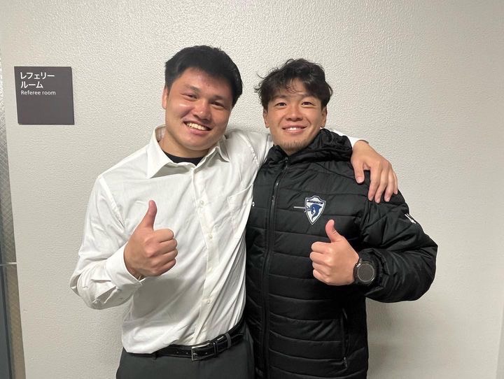 Kubota_Spears's tweet image. #Round9
ノーサイドの瞬間🧡🤝💚　

#クボタスピアーズ 
#トヨタヴェルブリッツ