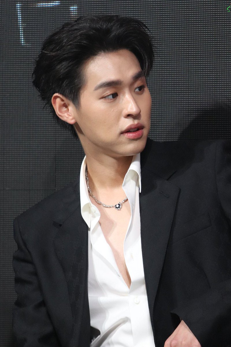 คิ้วเด (*´꒳`*) tweet media