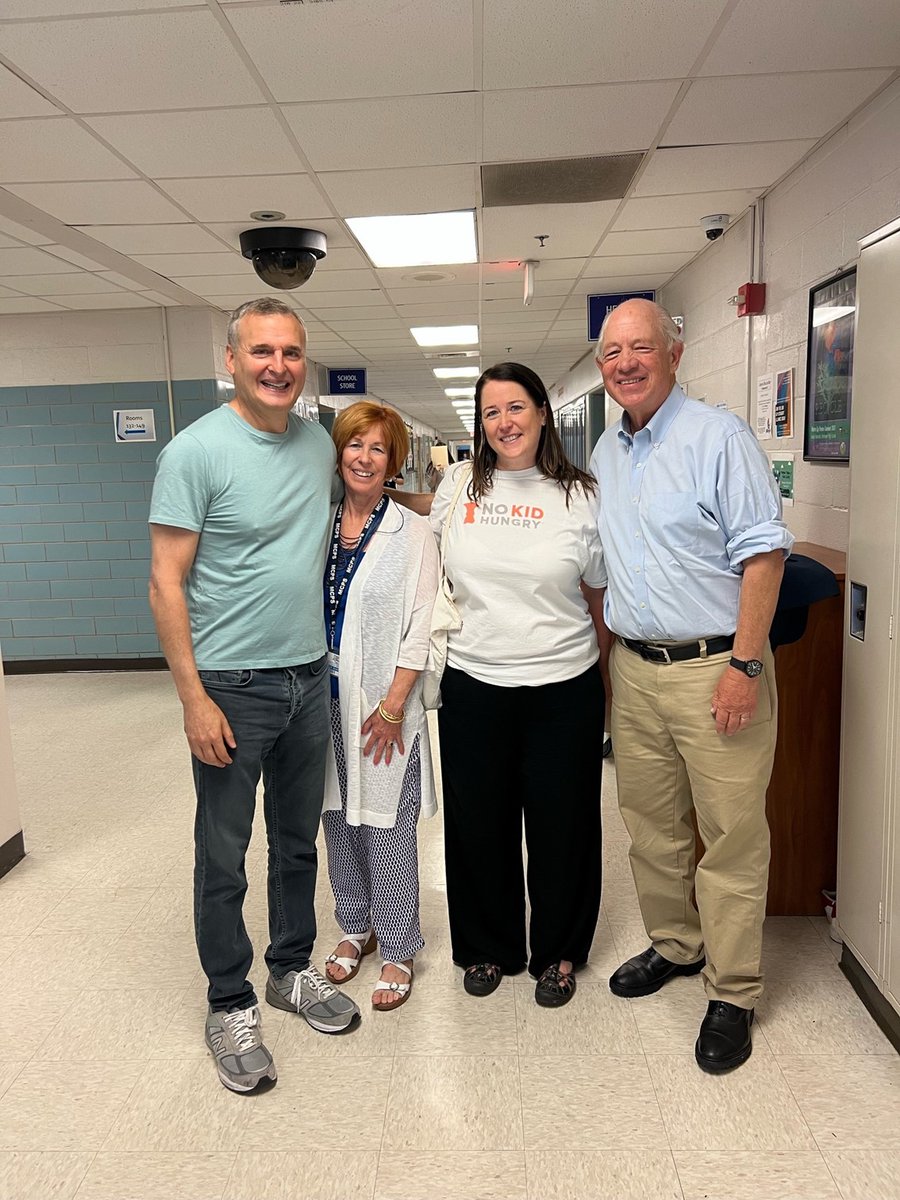 An inspiring look at how Share Our Strength’s #NoKidHungry campaign guarantees school breakfast for America’s kids thanks to @PhilRosenthal and Somebody Feed Phil at Loiederman Middle School in Silver Spring, Maryland. Catch it on Netflix at netflix.com/title/80146601