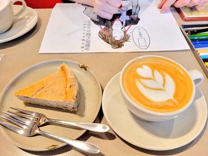 お店を移動して苺チーズケーキ(まだ食べるの)と共に最後のぬり絵
線画交換しての色鉛筆での手作業めちゃめちゃ楽しかった…
最後にディナーでお肉のお店にてチキン諸々とスイーツ(まだ食べ略)
ただの食べ歩きだけどスイーツ沢山食べてまどそしトーク満載大満足オタクでした 