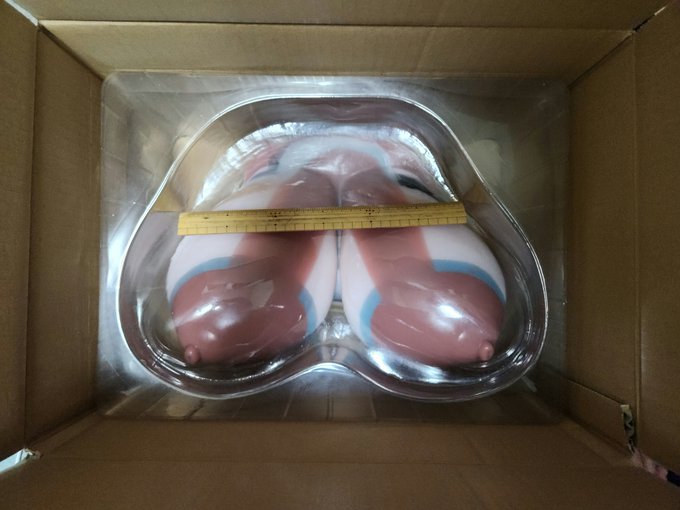 そういやよぉ
わらびちちの型使ってるキメラっぱいの大きさってドラフの乳の大きさと大体同じなのでは?
ドラフ乳が揉めるってコトっ…!? 