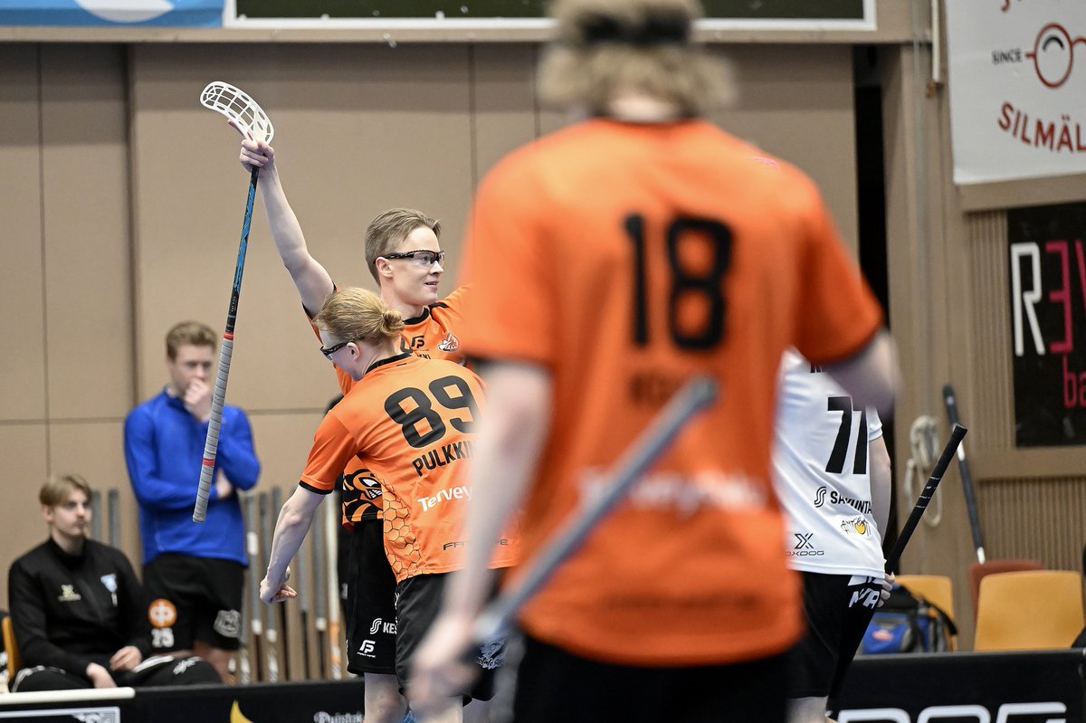 O2JKL's tweet image. Huomenna. Vielä kerran 🧡

⚔️ Hawks
🏆 Inssi-Divari
📆 10.3.2024
🕓 16:00 
📍 Haukanpesä, AC Myllypuro 
📺 Salibandy-TV

📸 Esa Jokinen

#o2jkl #salibandy #inssidivari @Salibandyfi @paakallofi @inssidivari