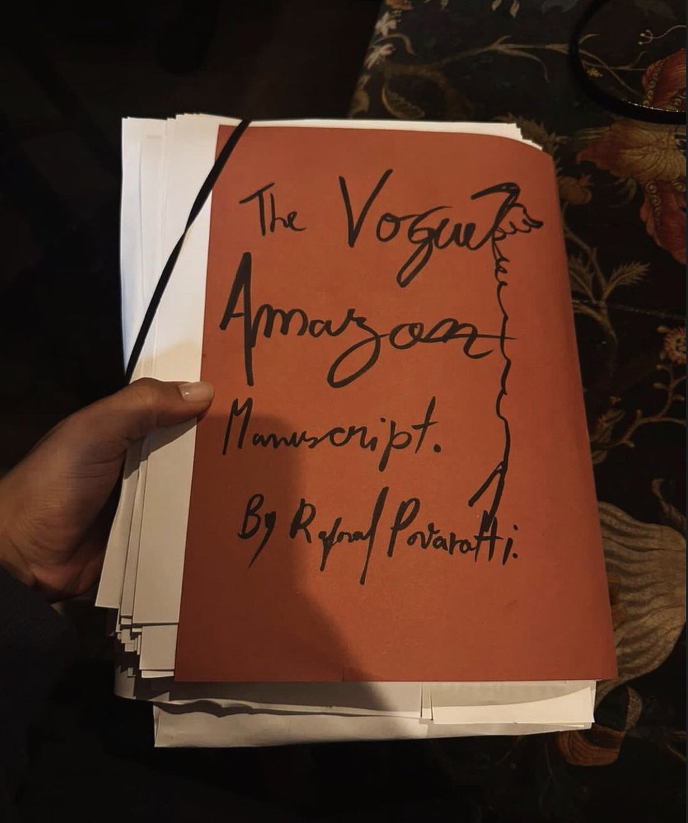 An altar to memory, captured by Rafael Pavarotti, celebrating his homeland, Brazil for Vogue UK march.
a threat 🪡