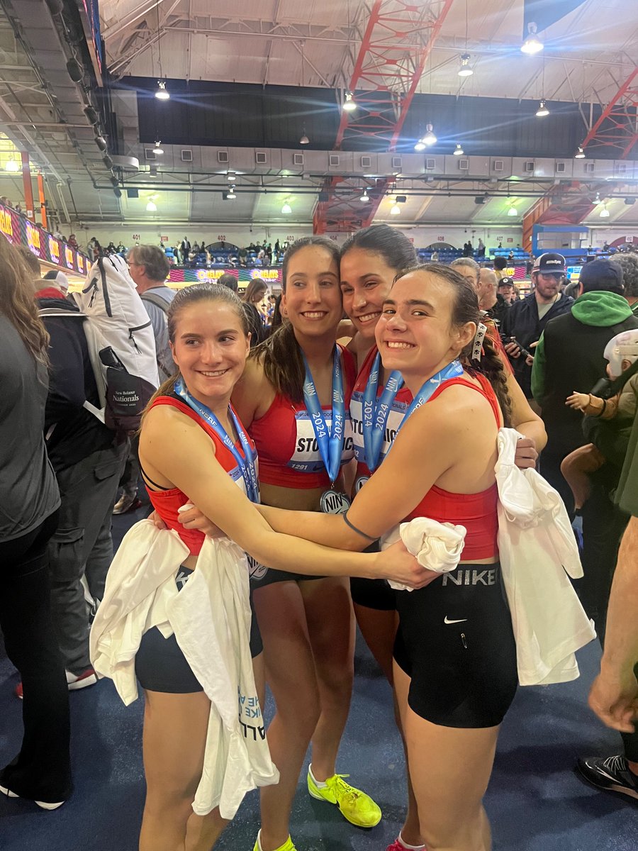 Dawgs T & F tweet media