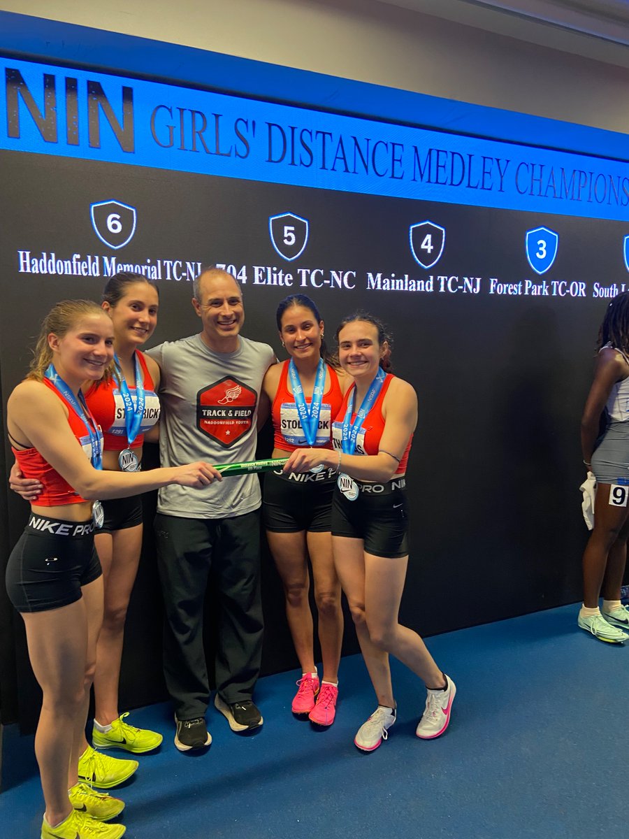 Dawgs T & F tweet media