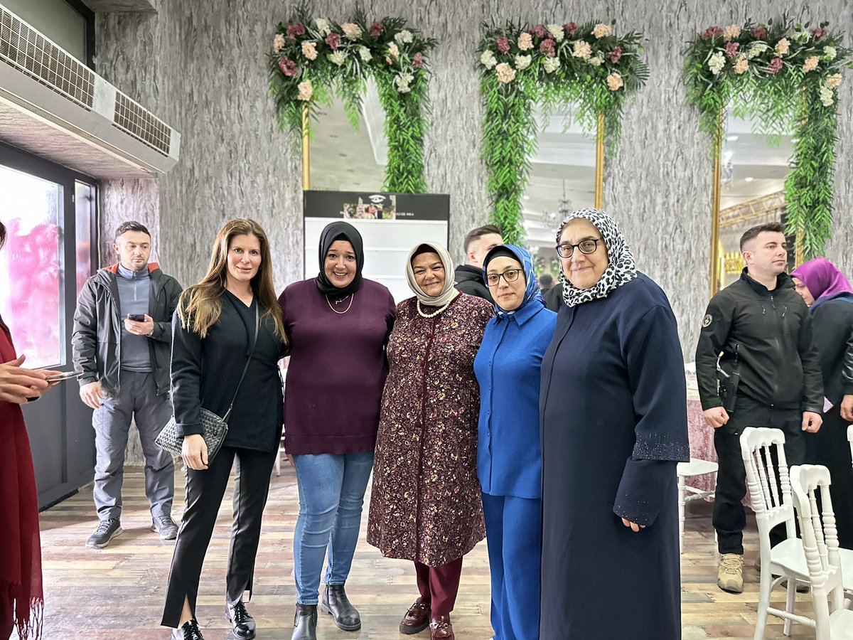 Irak'ın kuzeyinde Gara bölgesinde şehit olan hemşehrimiz Jandarma Uzman Çavuş Mevlüt Kahveci'nin şehadet yıldönümünde okunan mevlide katıldık.

Şehidimizin annesi kıymetli Ayşe Kahveci’nin ve bizlere emanetleri olan ailesinin her zaman yanındayız.

Bu vesileyle şehidimize bir