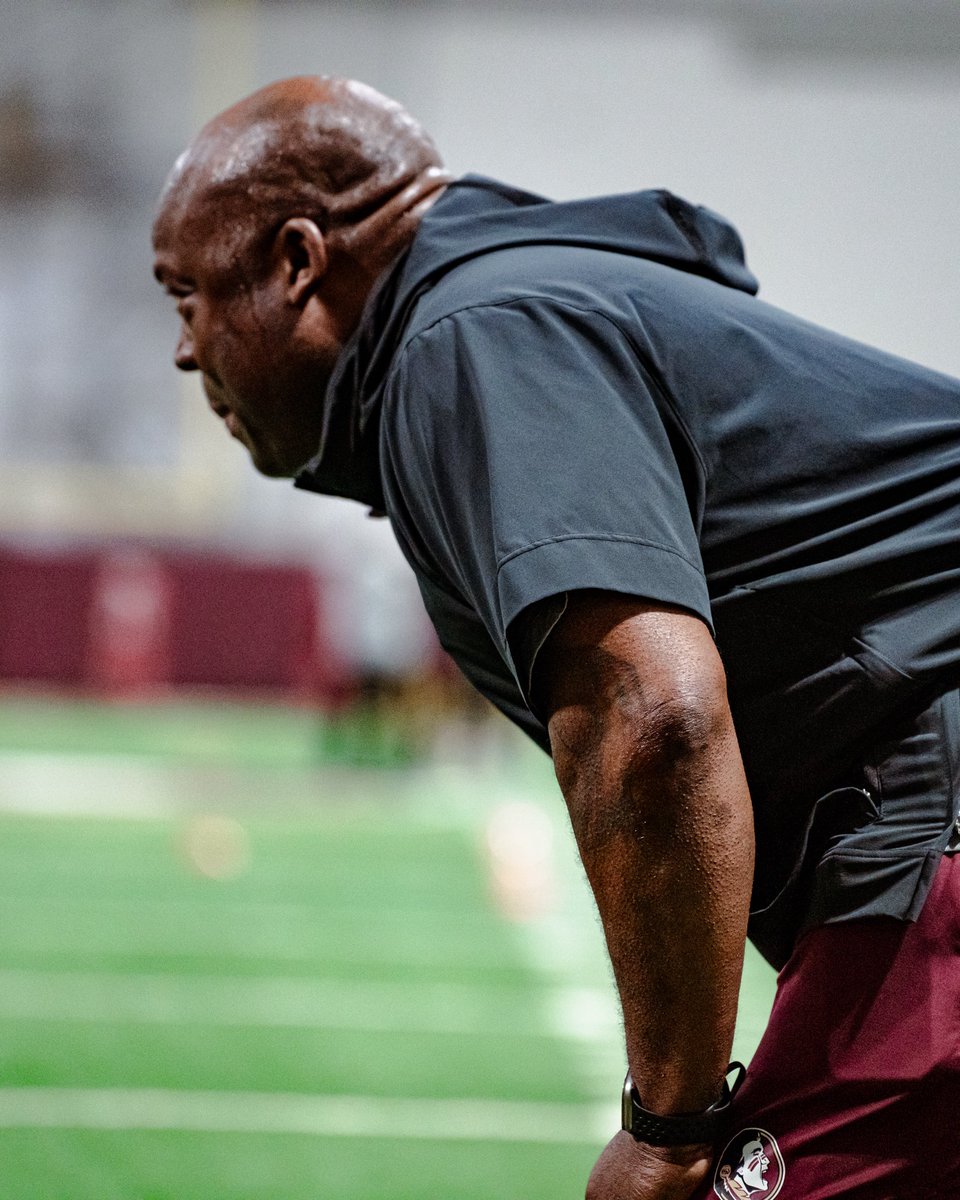 coreyfuller4's tweet photo. "If you don’t risk anything, you risk even more.” #coreyfullerinspires #chaseyourgreatness #justwork https://t.co/ULMZ33NoFU