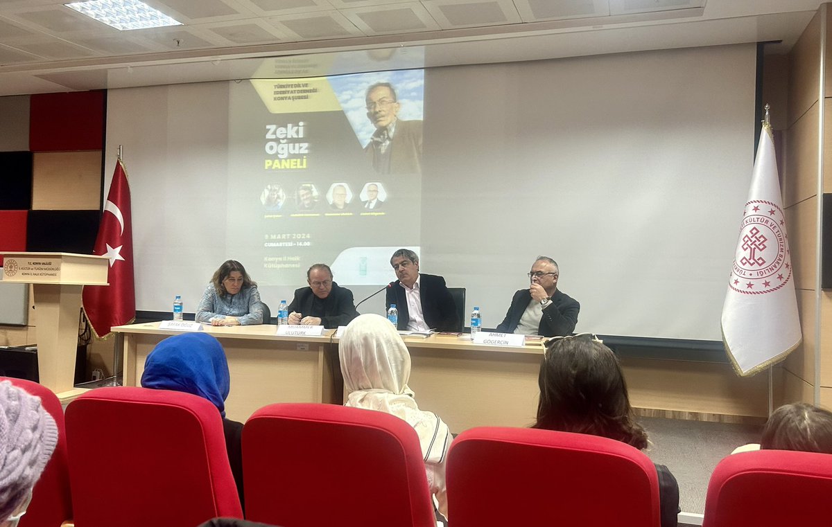 TDEDKonya's tweet photo. TDED Konya Şubesi olarak düzenlediğimiz merhum "Zeki Oğuz" panelimiz devam ediyor. Rahmetle ve eserleriyle yâd ediyoruz. 📸📚
#ZekiOğuz @tdedtr  
#DilimizKimliğimizdir 
@MuammerUluturk  @abd_harmanci  
#ŞafakOğuzÇakır  #AhmetGögercin https://t.co/rDqTYidJqB