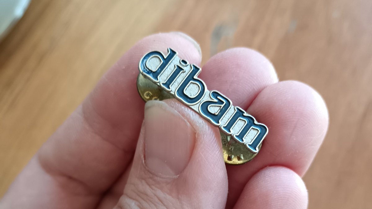 El mejor pin de la historia, guardado por los siglos de los siglos.