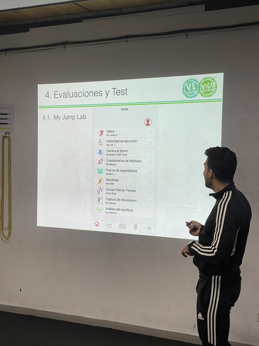Vigoentrena's tweet photo. Hoy @balsalobrephd hablamos de ti en @Vigoentrena en nuestra formación interna! @MyJumpLab es una de nuestras herramientas favoritas ❤️ https://t.co/JuBGoR2wfR