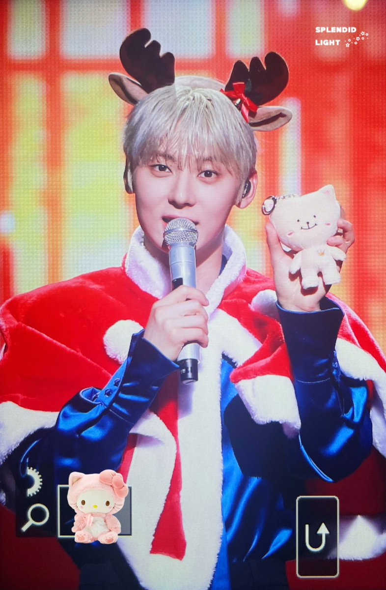 splendid_light's tweet photo. 240309 미냥이랑 황도냥이🐱🧡 #황민현 
#HWANGMINHYUN #너를비출게 https://t.co/4sTYchI5gq