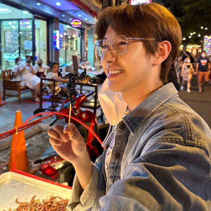 Girl Friend or Girlfriend (?) 

Renjun few tweet AU 

by : j_ryuka