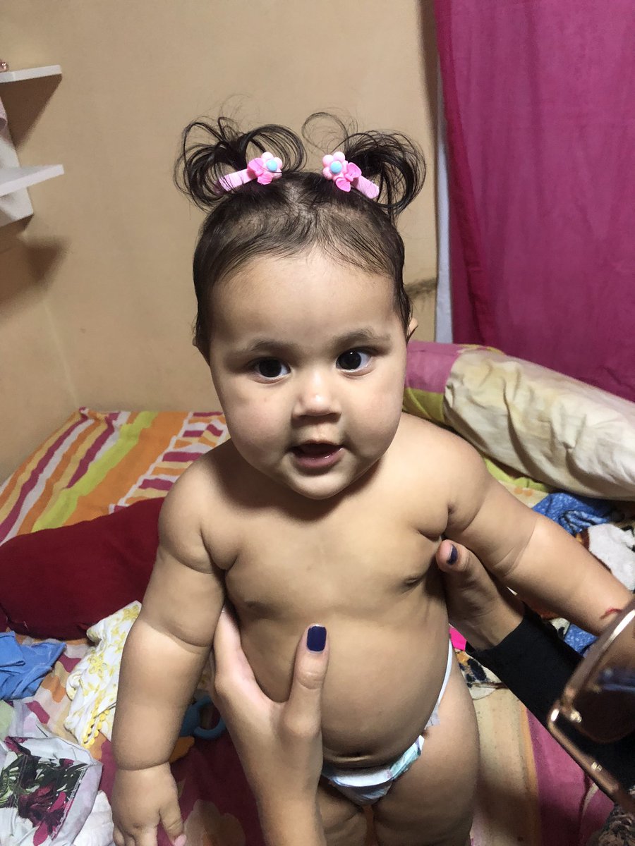 iam_pocah's tweet photo. eu amo mttttt essa criança 😍(ignorem o cenário) https://t.co/yg5KurWWqO