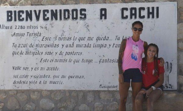 Lore y Mily, mamá atleta e hija nadadora, cumplen el sueño de entrenar juntas por primera vez en la altura de Salta elobservador.com.uy/nota/lore-y-mi…