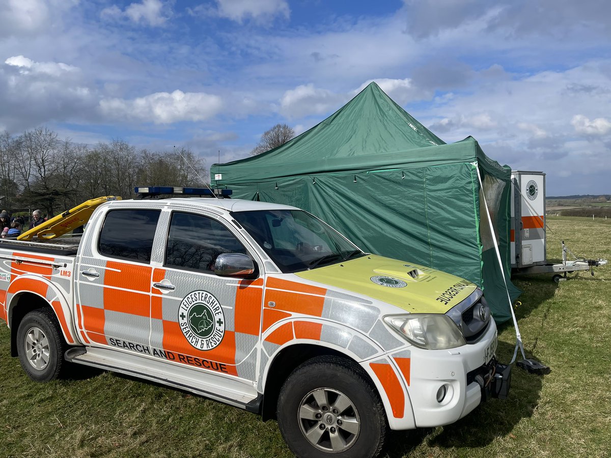 ben999responder's tweet photo. What a glorious #raceday for @IvanhoeRunners junior #runningrace in @hinckandbos_bc #MarketBosworth on this sunny βοΈ #medicover duty #eventcover #firstaidcover with #LM3 and Nick https://t.co/qQomaM1eMb