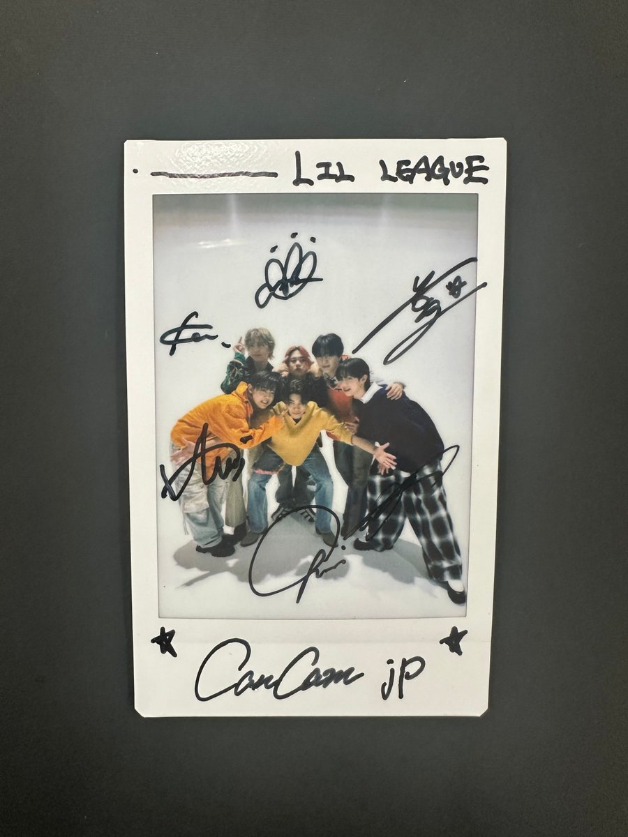 cancamjp_info's tweet photo. 話題のZ世代グループ「LIL LEAGUE」のサイン入りチェキをプレゼント!
https://t.co/8z12kXlP9r
#CanCam https://t.co/MfQaNpDouu