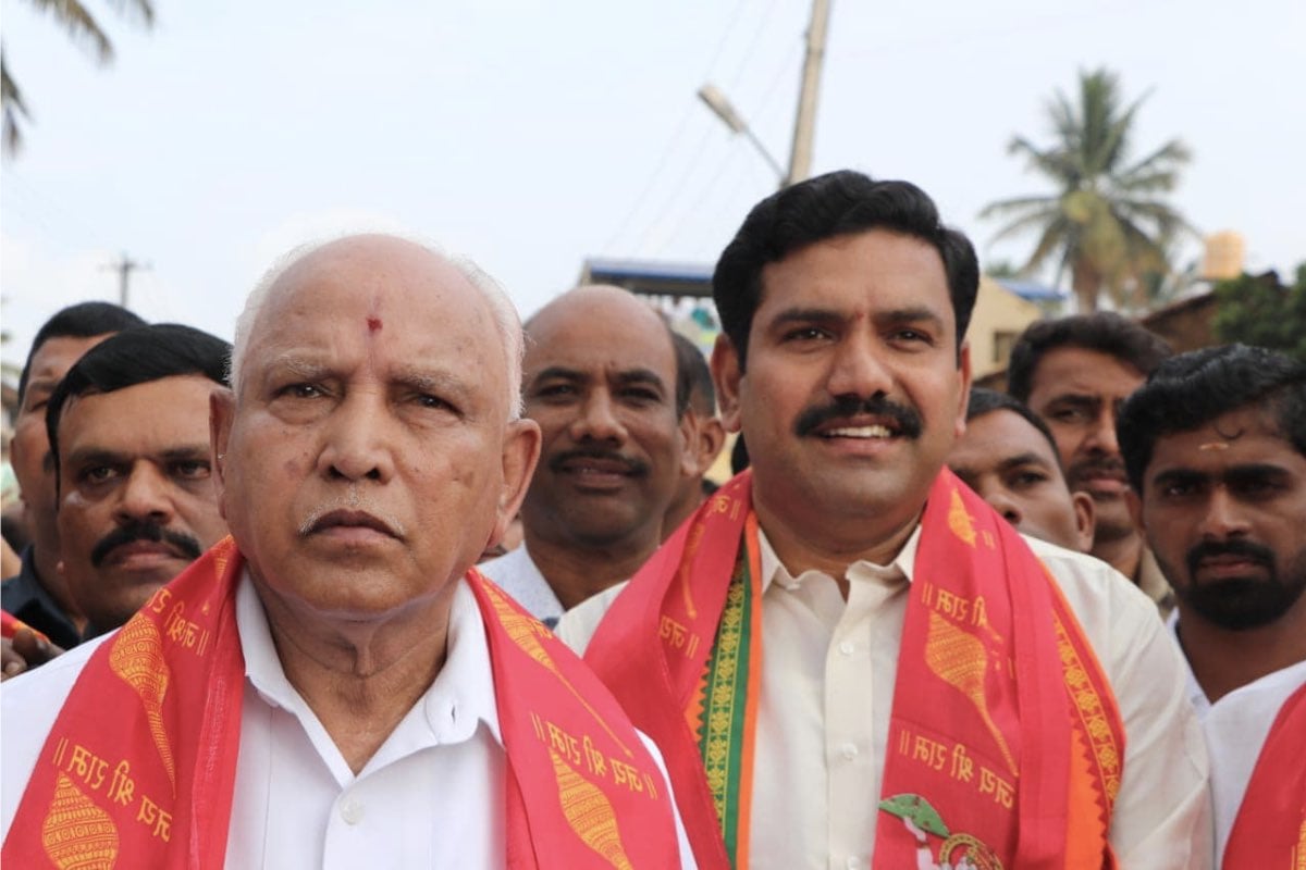 Ggk_here_'s tweet photo. Which side Ru? 

❤ for                                     🔄 for 
BSY &amp; BYR.                   Prathap Sinha https://t.co/WzRhPzulOO