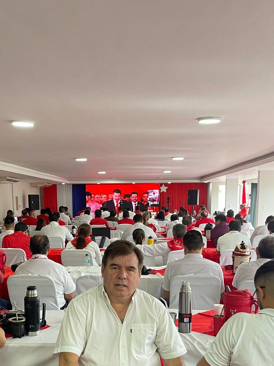 Participando y colaborando en la convención de mi querido partido Colorado desde la Seccional Colorada de Encarnación!
