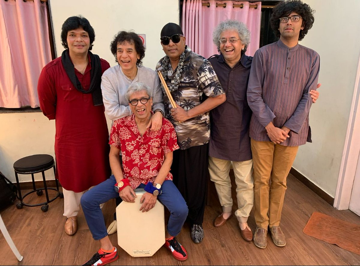 drumssivamani's tweet photo. Dear @ZakirHtabla bhai, may the almighty bestow you with lots and lots of happiness and good health always....you are a true inspiration and my favourite always ππππβ£οΈ
#happybirthday #rhythmisgod https://t.co/24PrIYoW6O