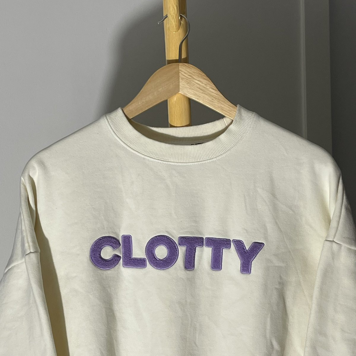 studio_doublep's tweet photo. Clotty sweater สีครีมดีเทลข้างหน้าเป็นขนนิ่มๆน้า หายากมากตัวเดียวกับอูกีใส่เลยคับ
✿ สภาพโดยรวม 10/10 สภาพใหม่
✿ อก : 50 ยาว : 27
✿ 380.- ส่งฟรี
#สเวตเตอร์มือสอง #ส่งต่อเสื้อผ้า #สเวตเตอร์ #พรีออเดอร์เกาหลี #ไอดอลใส่ #Sculptor #clotty https://t.co/178hHi5UOU