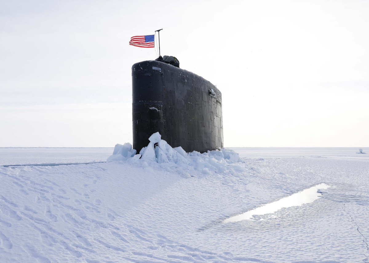 USS Hampton (SSN 767) Los Angeles-class Flight III 688i (Improved) attack submarine surfacing at Ice Camp Whale on the Arctic Ocean for Ice Camp 2024 - March 8, 2024 #ssn767 #usshampton

SRC: INT- dvidshub.net